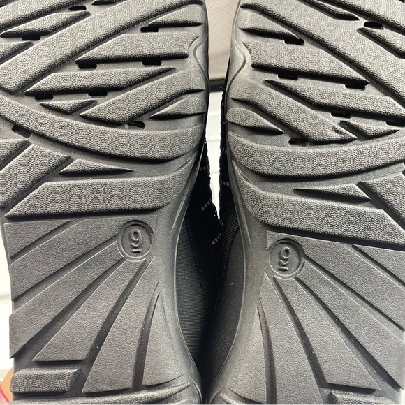 Men's Max Water Shoes - All in Motion New Sz 9 - Picture 7 of 10